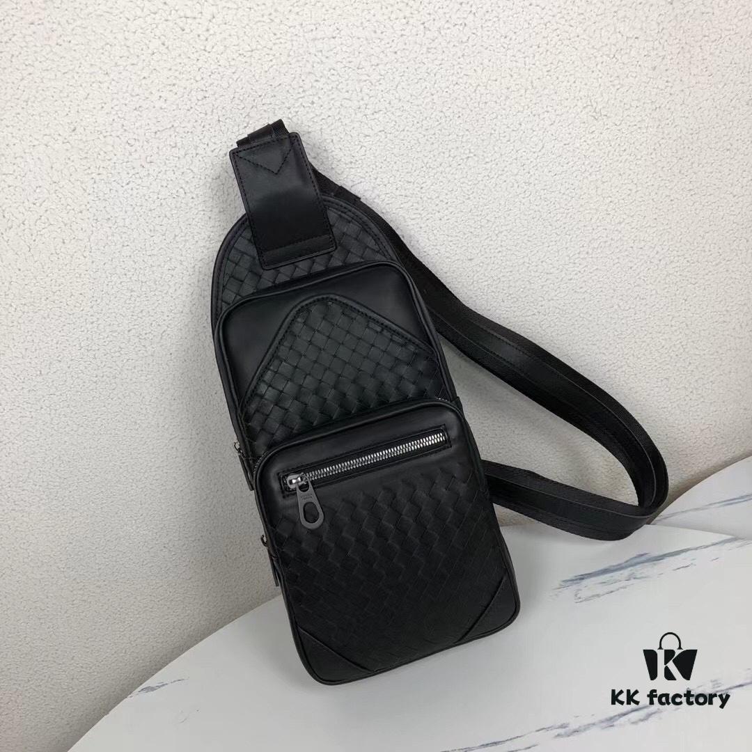 BV Latest Men's Top-Grade Leather Chest Bag, Model 821#, Black