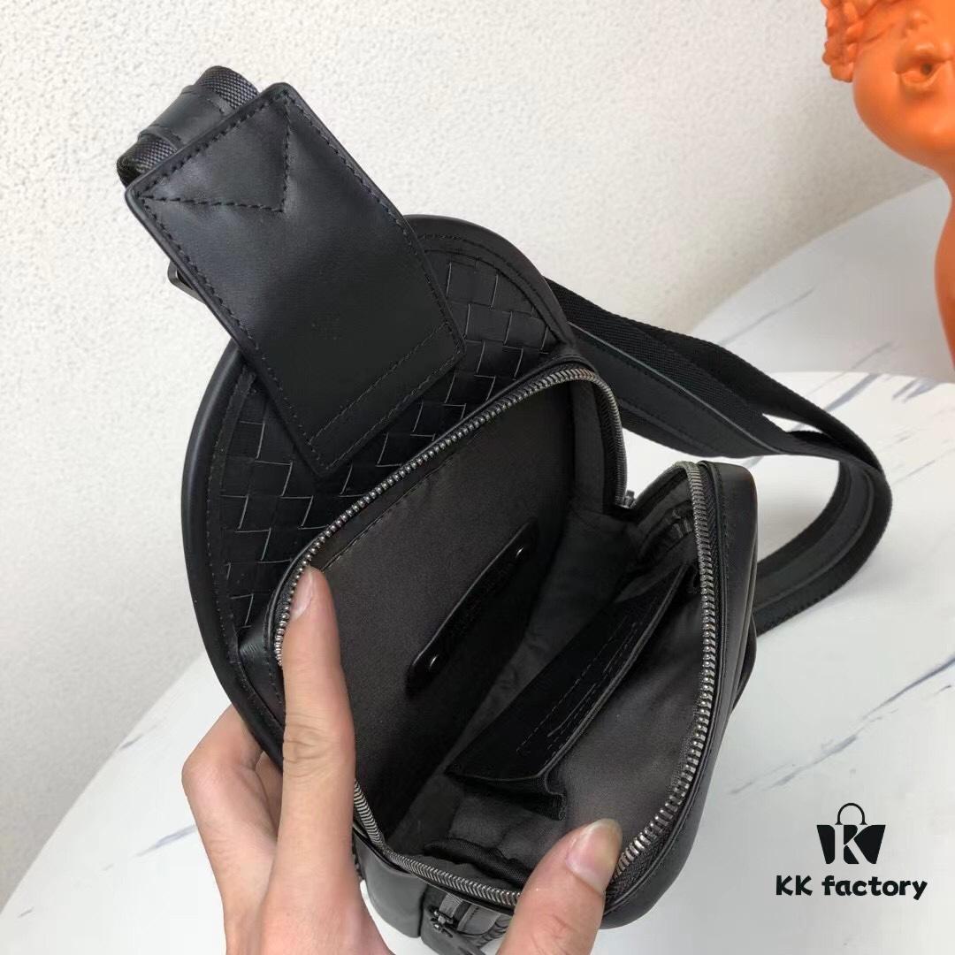 BV Latest Men's Top-Grade Leather Chest Bag, Model 821#, Black