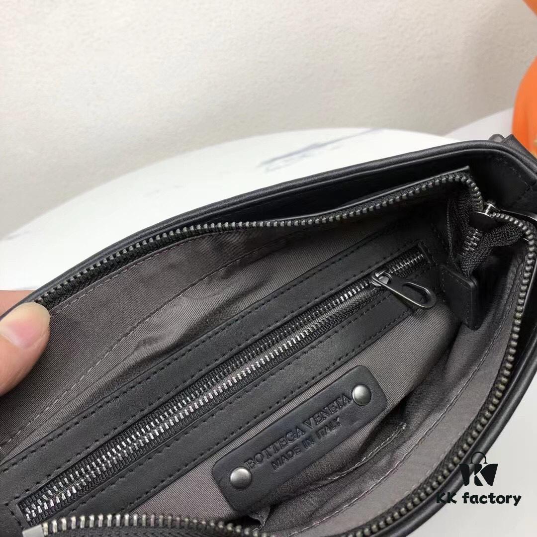 Bv😎 Classic Men's Crossbody Bag, Simple and Stylish Design, Handcrafted with Imported Waxed Cowhide