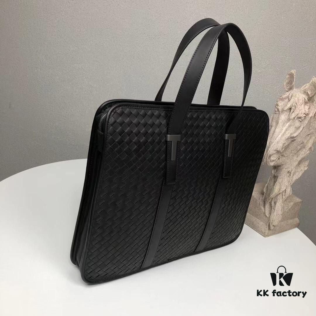 BV Multi-Compartment High-End Genuine Leather Handbag - Top-Quality Wax-Coated Calfskin, Original Cabinet Hardware, Elegant Black Design
