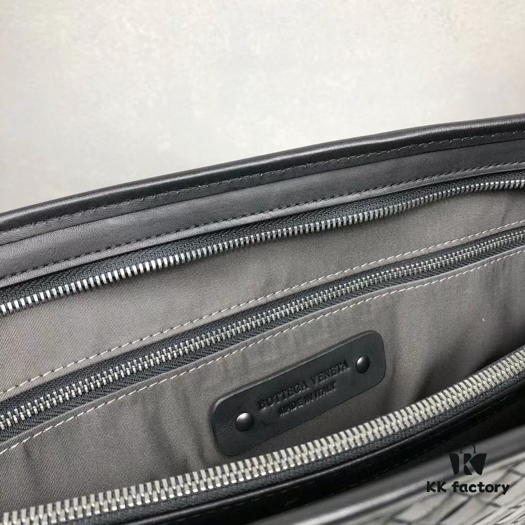 BV Multi-Compartment High-End Genuine Leather Handbag - Top-Quality Wax-Coated Calfskin, Original Cabinet Hardware, Elegant Black Design