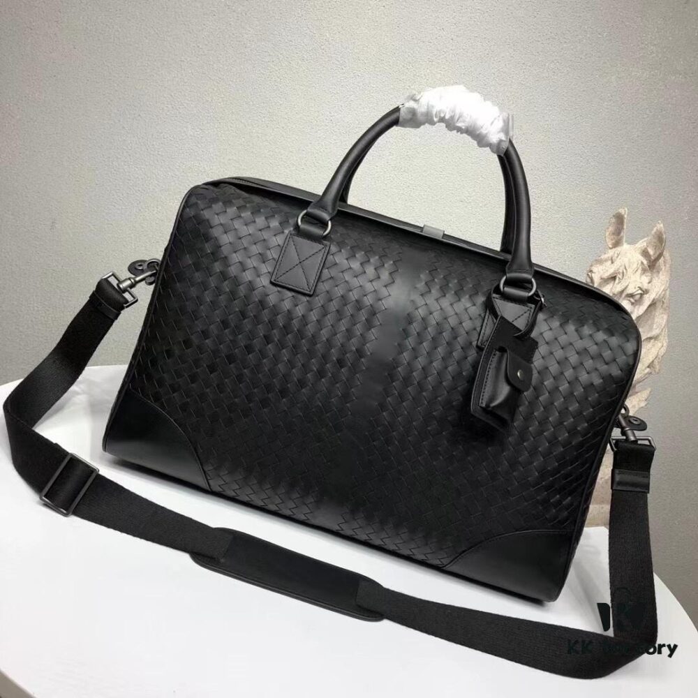 Bottega Veneta New Woven Handbag, Single-Shoulder Crossbody Travel Bag