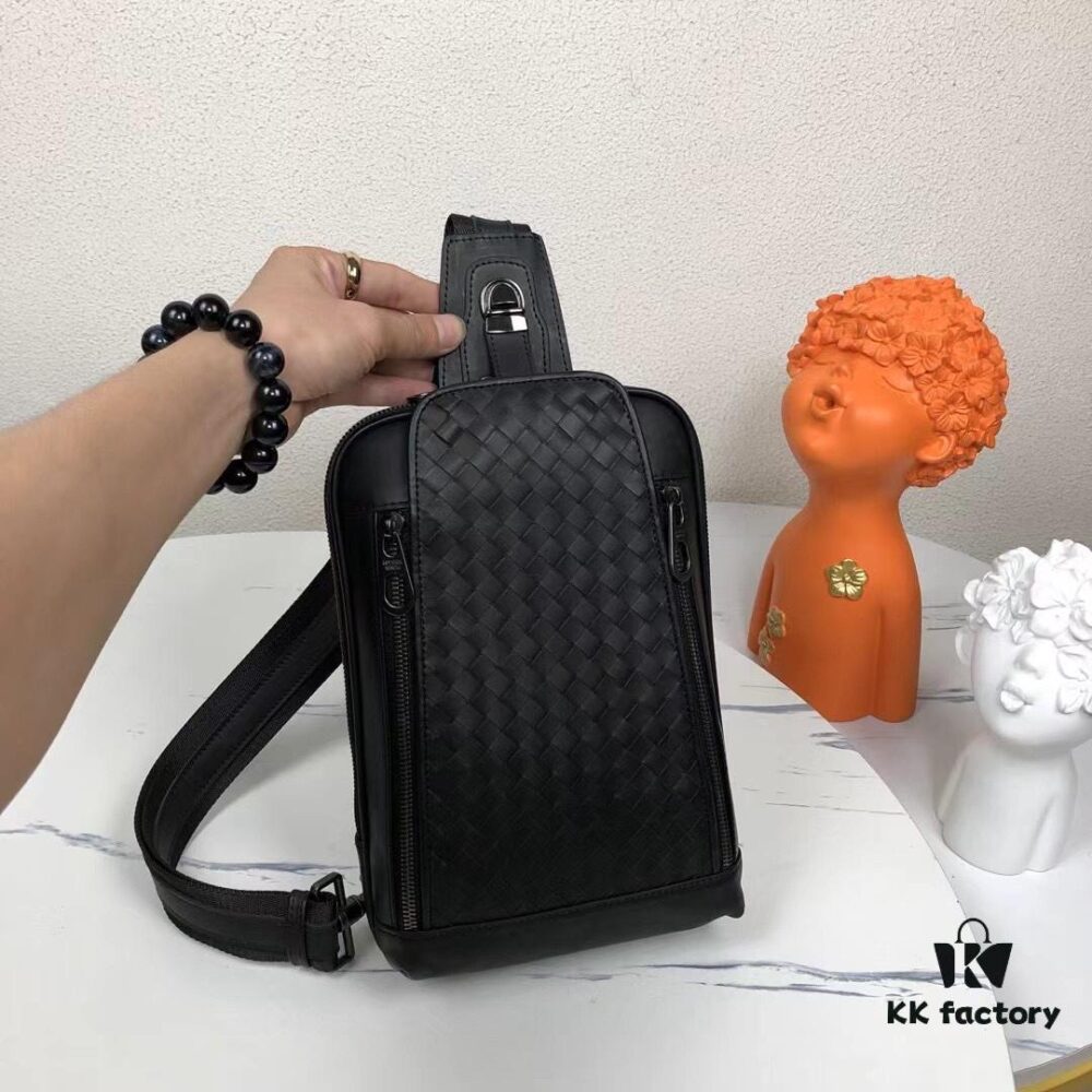 BV Latest Men's Chest Bag Original Quality Top-Grade Waxed Calfskin Leather