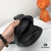 BV Latest Men's Chest Bag, Original Order Quality, Synchronized with Official Website, Made of Top-Grade Waxed Calfskin, Excellent Feel, Original Store Metal Fittings, Unique Design Style, Perfect in Every Detail, Exquisite Craftsmanship, Elegant and Refined, High-End and Premium