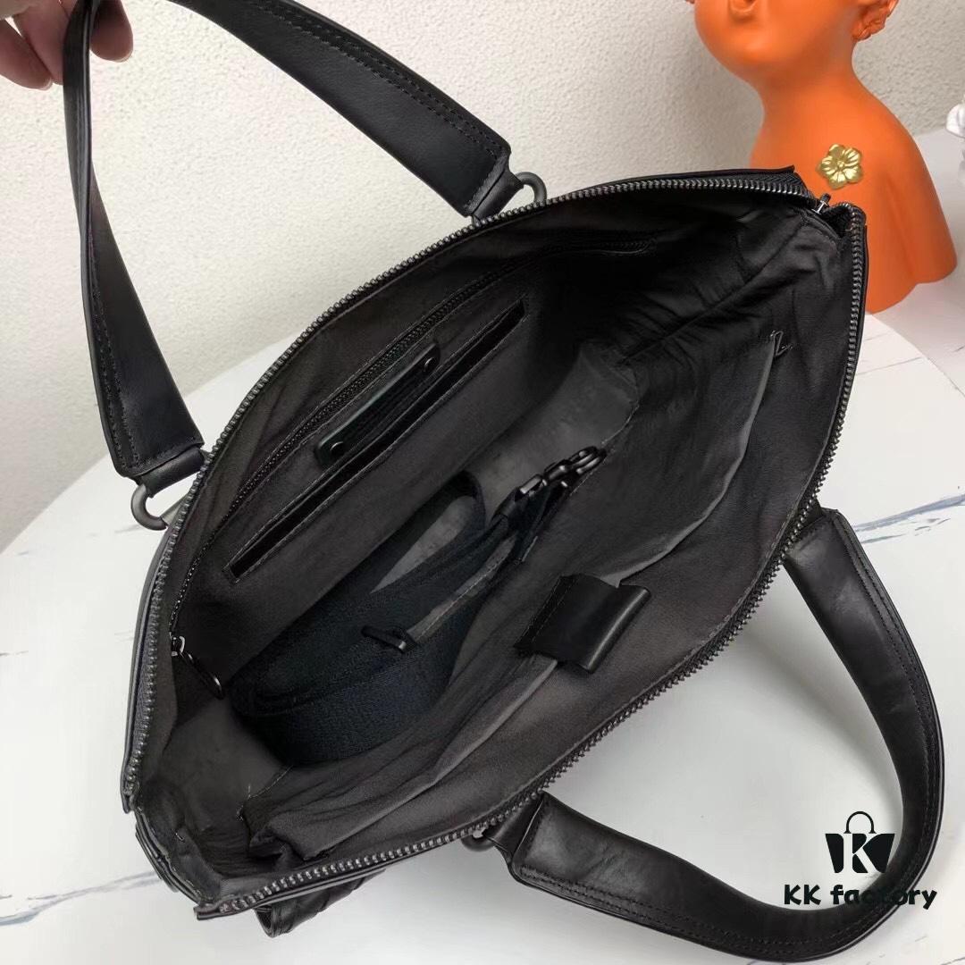 BV Latest Men's Business Briefcase Original Quality Top-Grade Waxed Calfskin Luxurious Feel Exclusive Hardware Elegant Design Exquisite Craftsmanship Premium Look 38x28.5cm