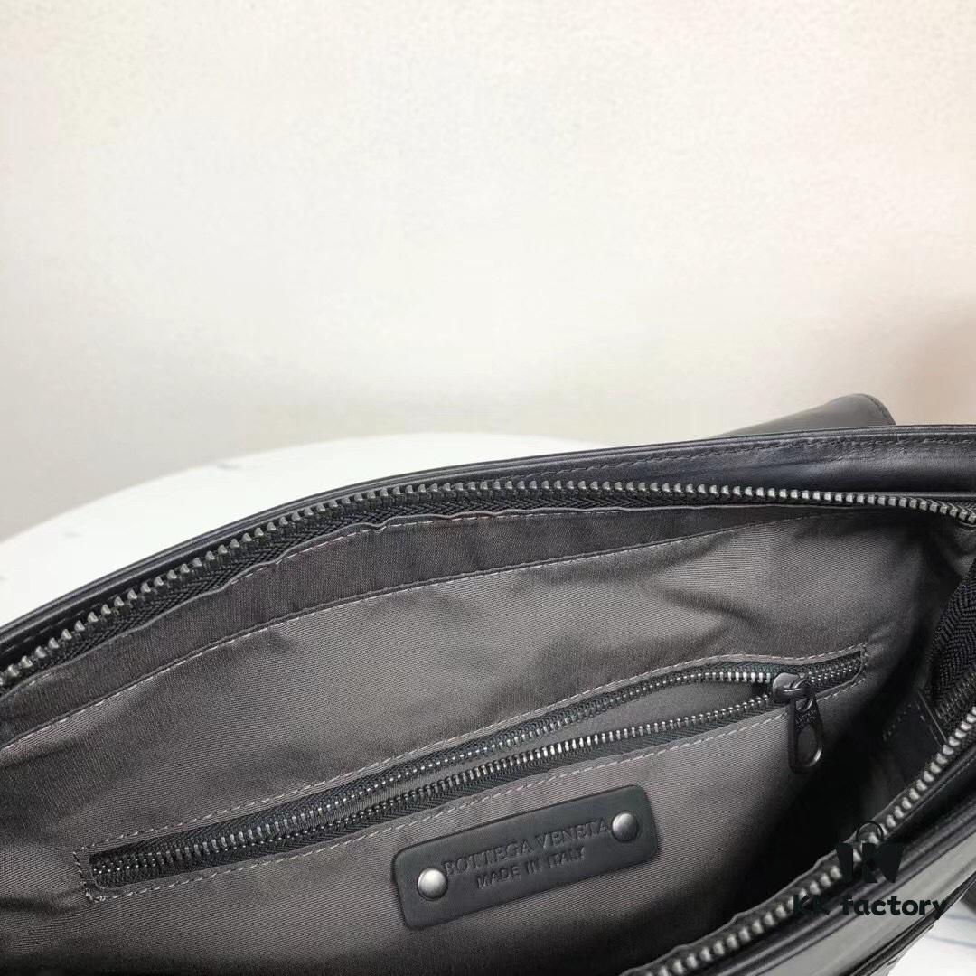 BV Latest Men's Backpack, Original Quality, Top-Grade Waxed Calfskin Leather, Premium Hardware, Elegant Design