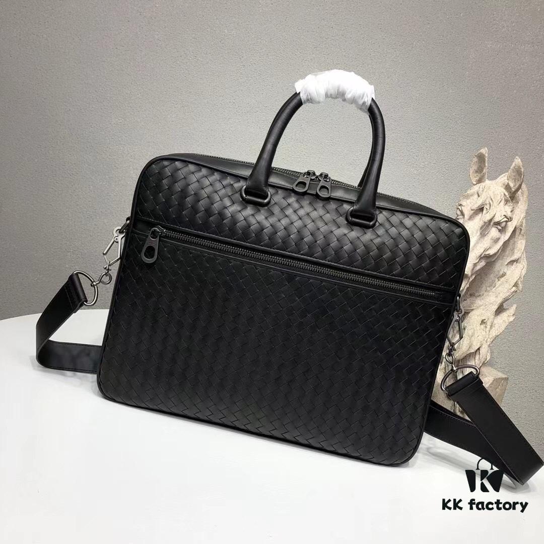 Bv Men's Business Briefcase - Handcrafted Waxed Leather Messenger Bag for Stylish, Mature Gentlemen