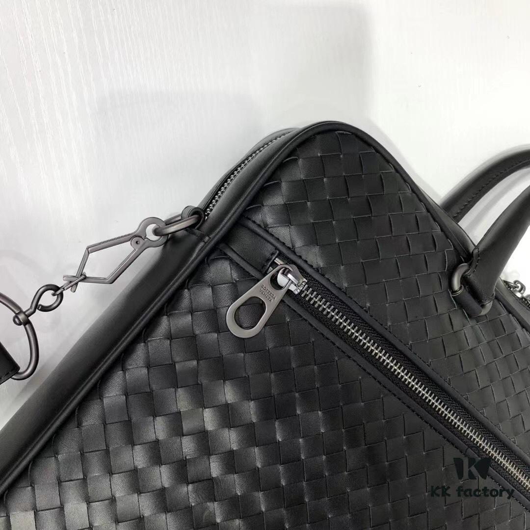 Bv Men's Business Briefcase - Handcrafted Waxed Leather Messenger Bag for Stylish, Mature Gentlemen