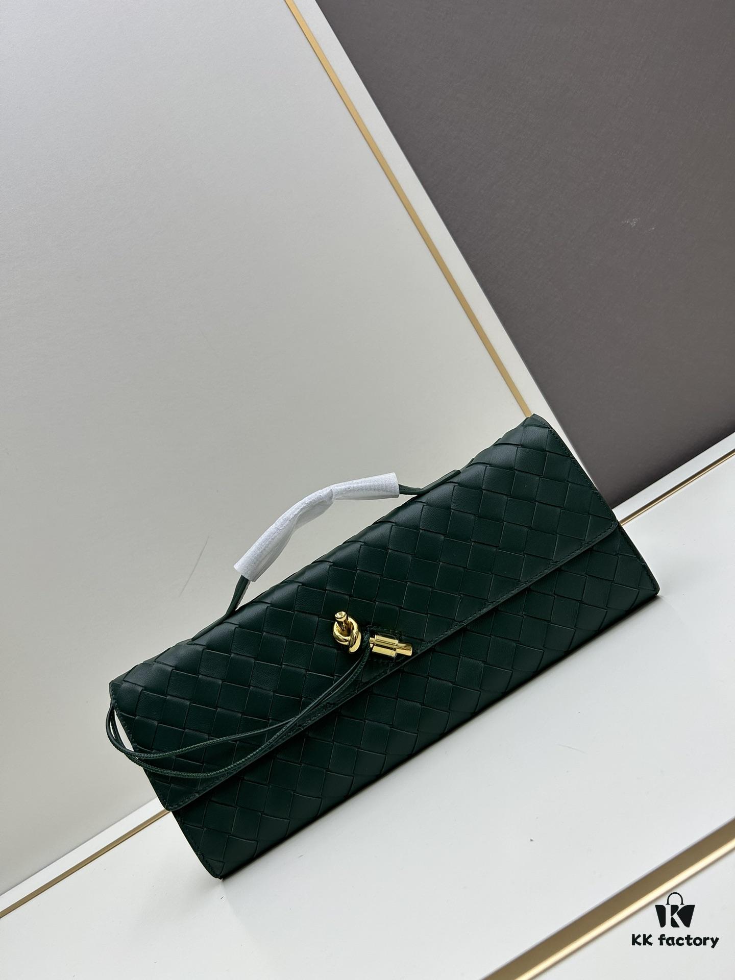 BV Andiamo Evening Clutch in Lotus Pink