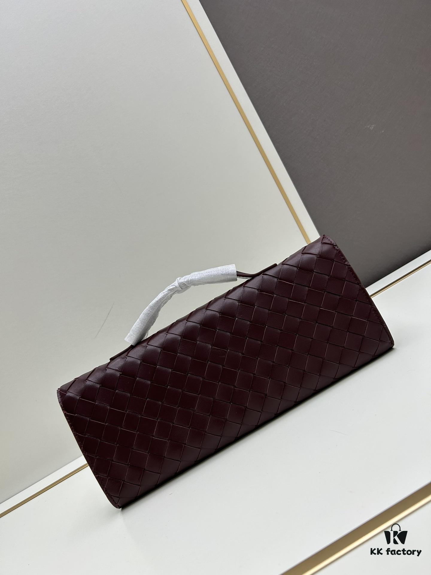 BV Andiamo Evening Clutch, Absolutely Enamored — Stunning Beauty with Strong Presence