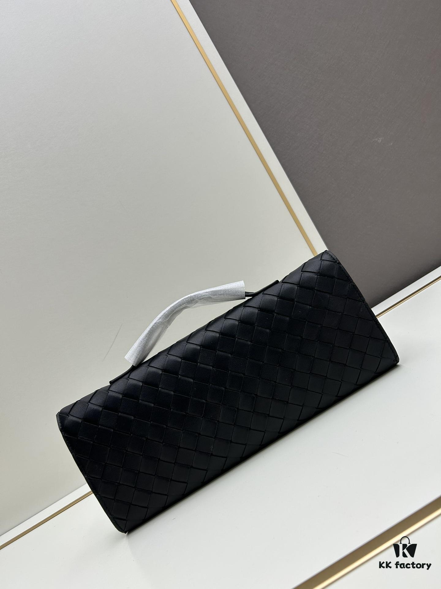 BV Andiamo Evening Clutch, Absolutely Adored at First Sight – Stunningly Beautiful with Strong Presence
