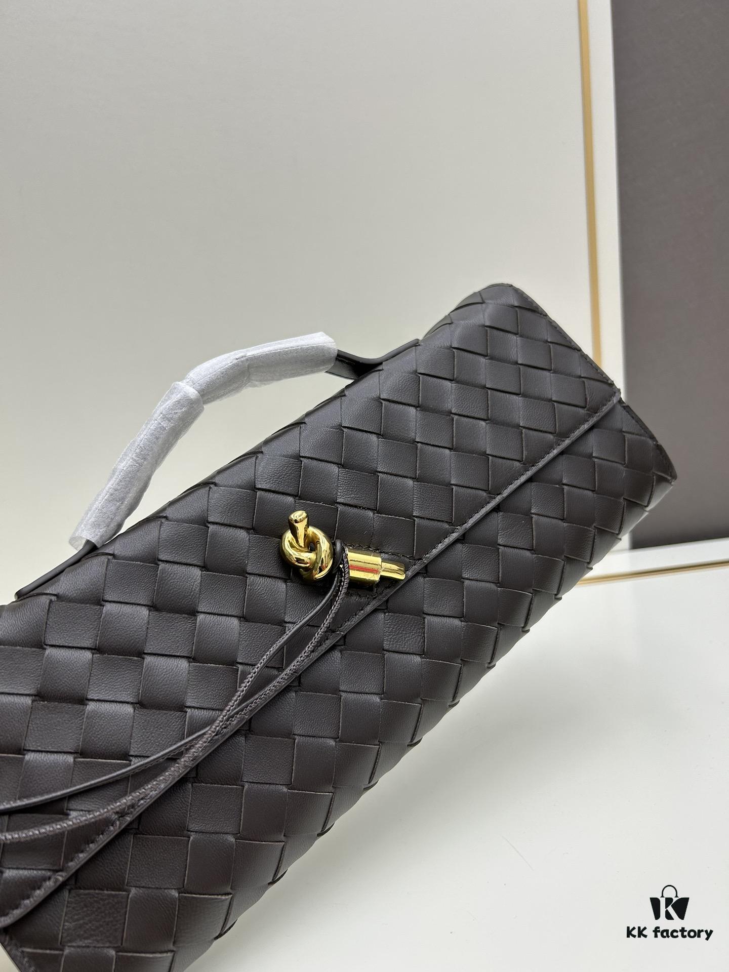 BV Andiamo Evening Clutch, Absolutely Enamored Again～ Stunningly Beautiful, Full of Presence