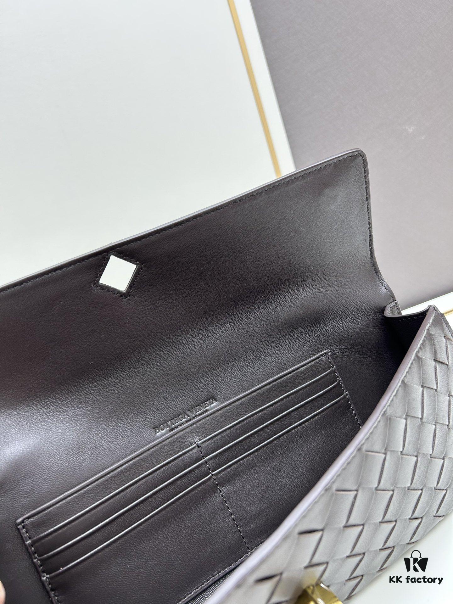 BV Andiamo Evening Clutch, Absolutely Enamored Again～ Stunningly Beautiful, Full of Presence