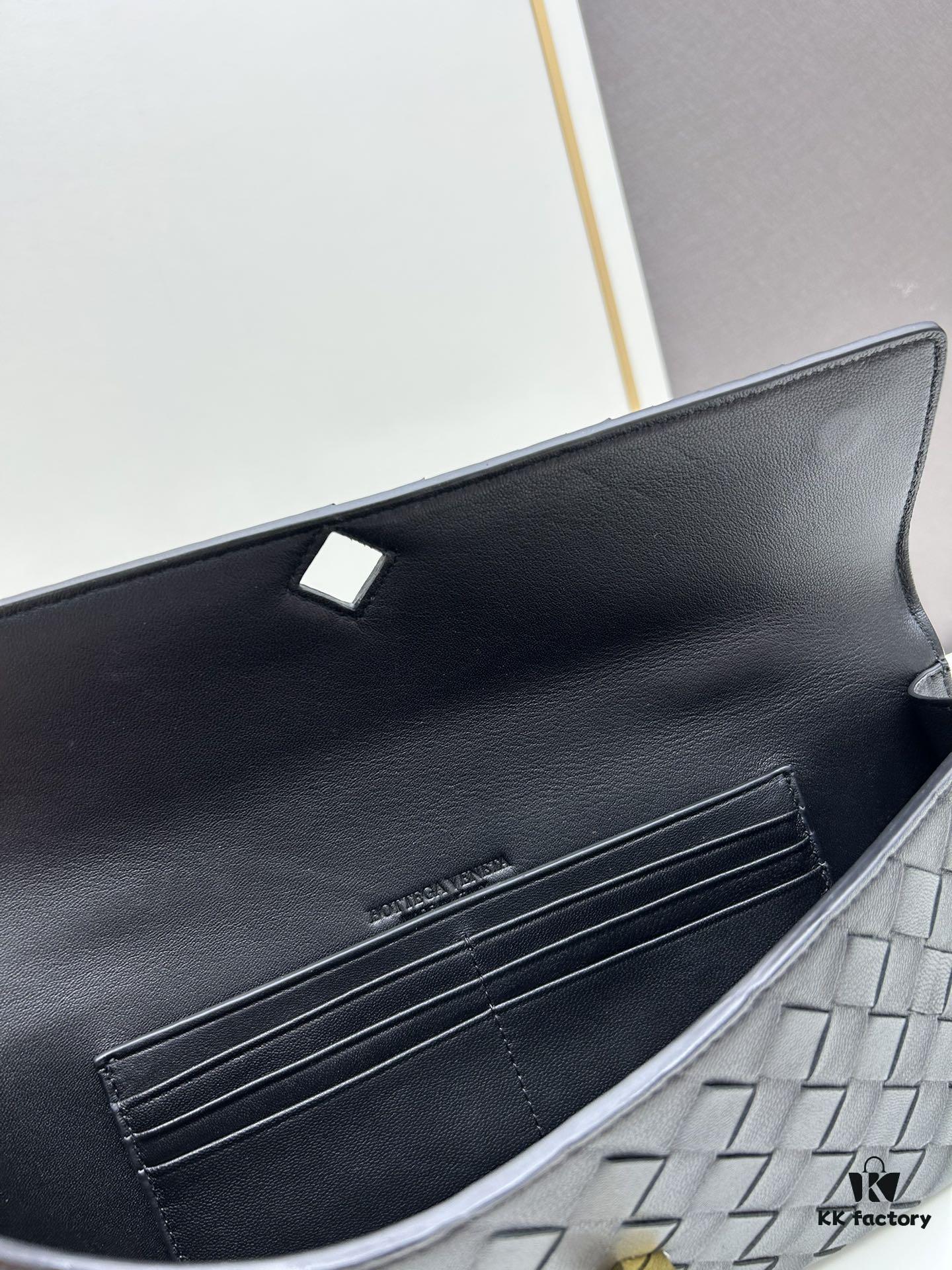 BV Andiamo Evening Clutch, Absolutely Adored at First Sight – Stunningly Beautiful with Strong Presence