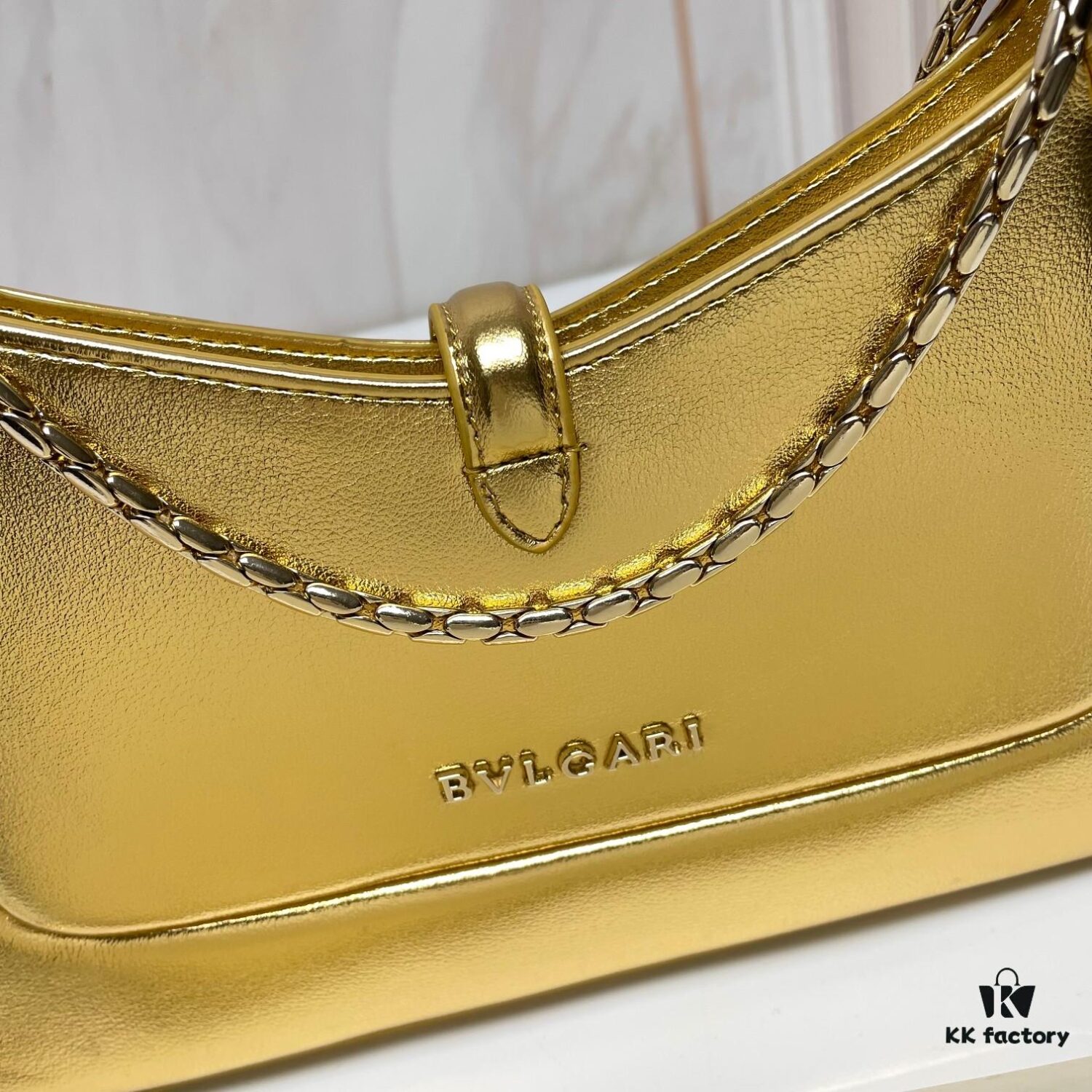BVLGARI SERPENTI BAIA Small Shoulder Bag in Silver Textured Calfskin