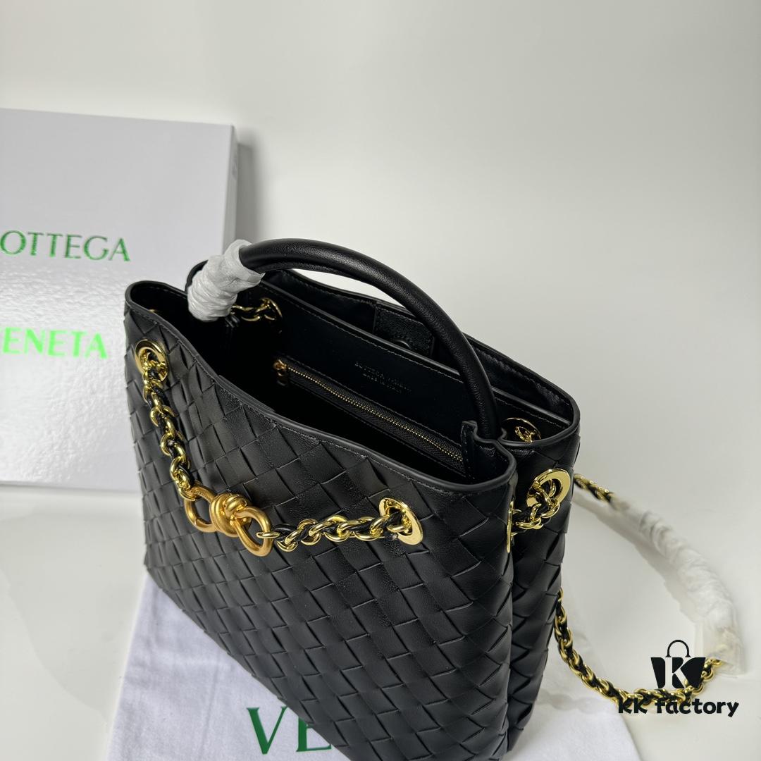 BV | New Arrival Metallic Chain Andiamo Classic Handbag
