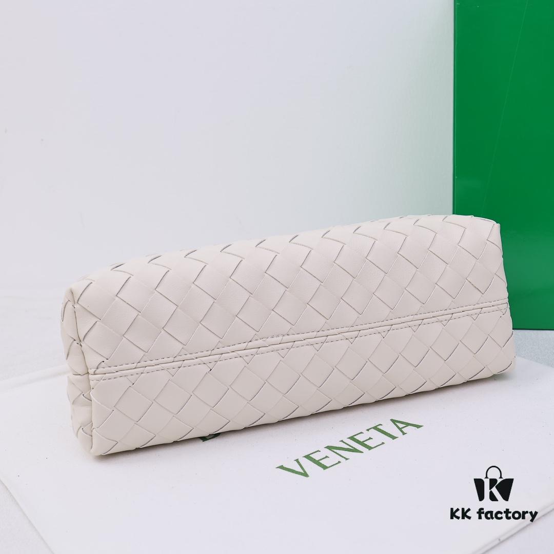 BV Small E/W Andiamo Horizontal Edition S23 Pre-Fall Andiamo Design Woven Style Silhouette for Dynamic Craftsmanship