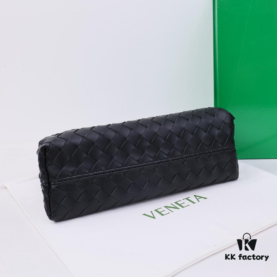 BV | Small E/W Andiamo Horizontal Edition S23 Pre-Fall Andiamo Design Woven Style Silhouette Dynamic Craftsmanship Horizontal Edition with Refined Touch Unique Style More Suitable for Underarm Carry, Casual and Commuting Versatile