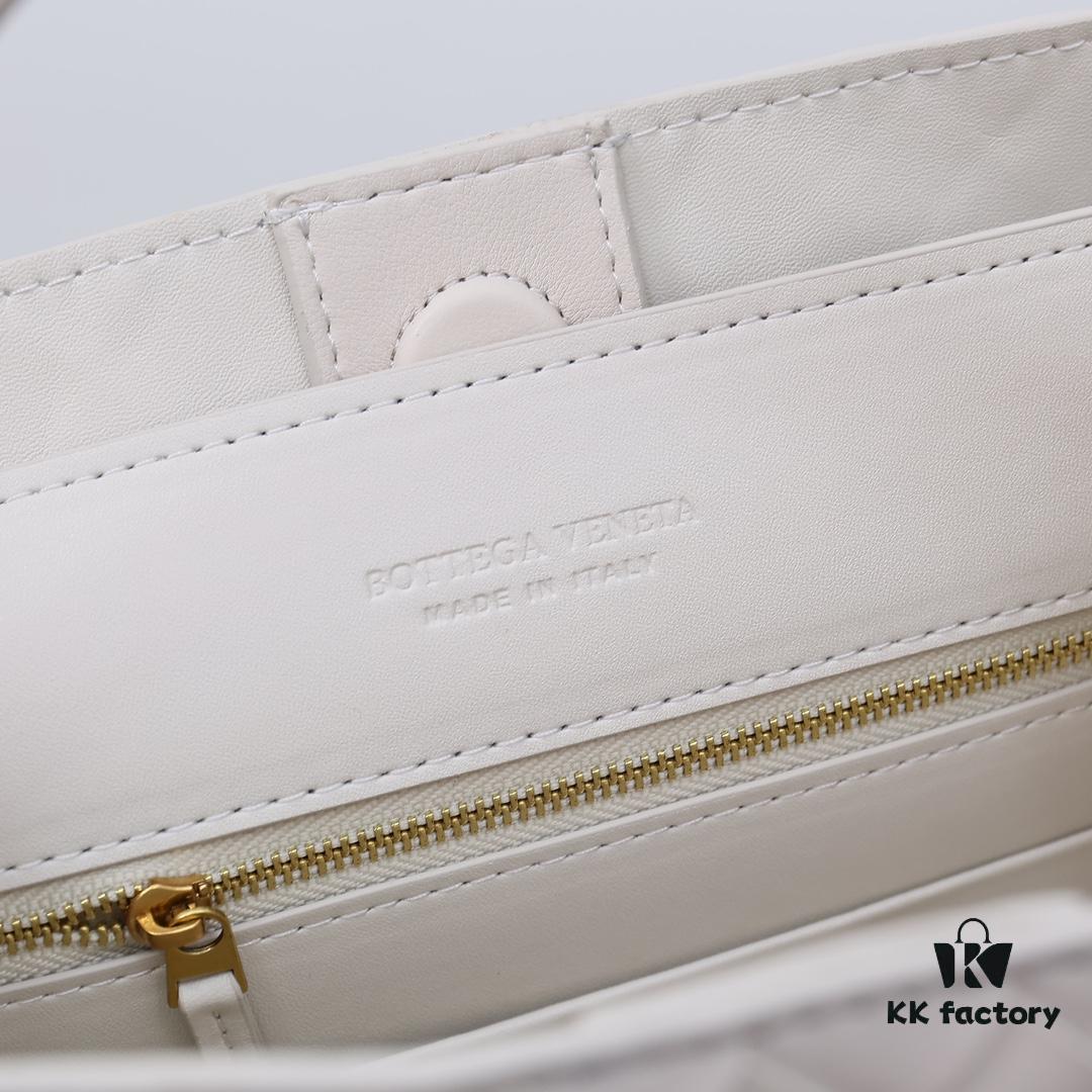 BV | Andiamo Small 25cm