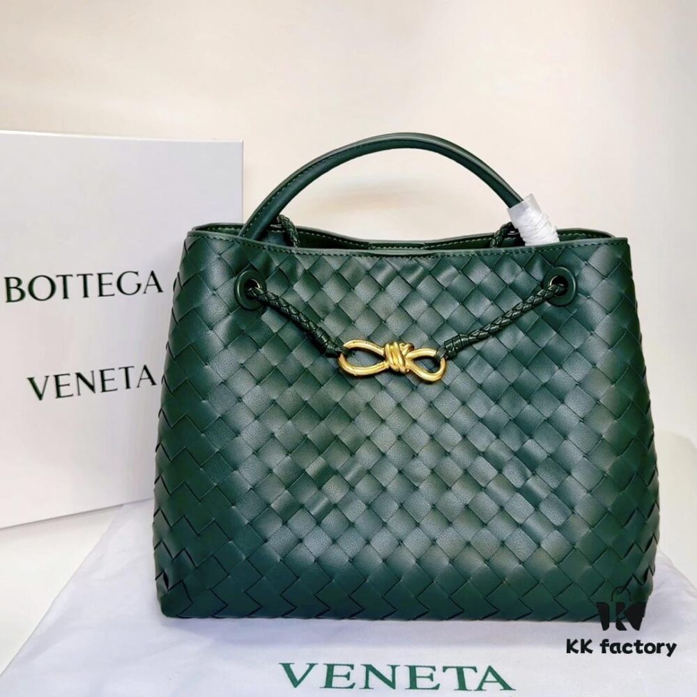 BV | 23 NEW Andiamo Large Bag