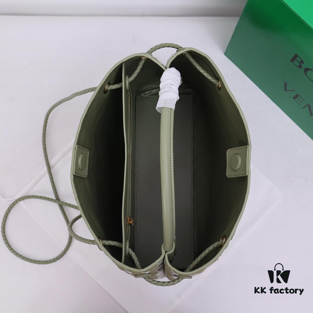 BV | 23 NEW Andiamo Large Bag