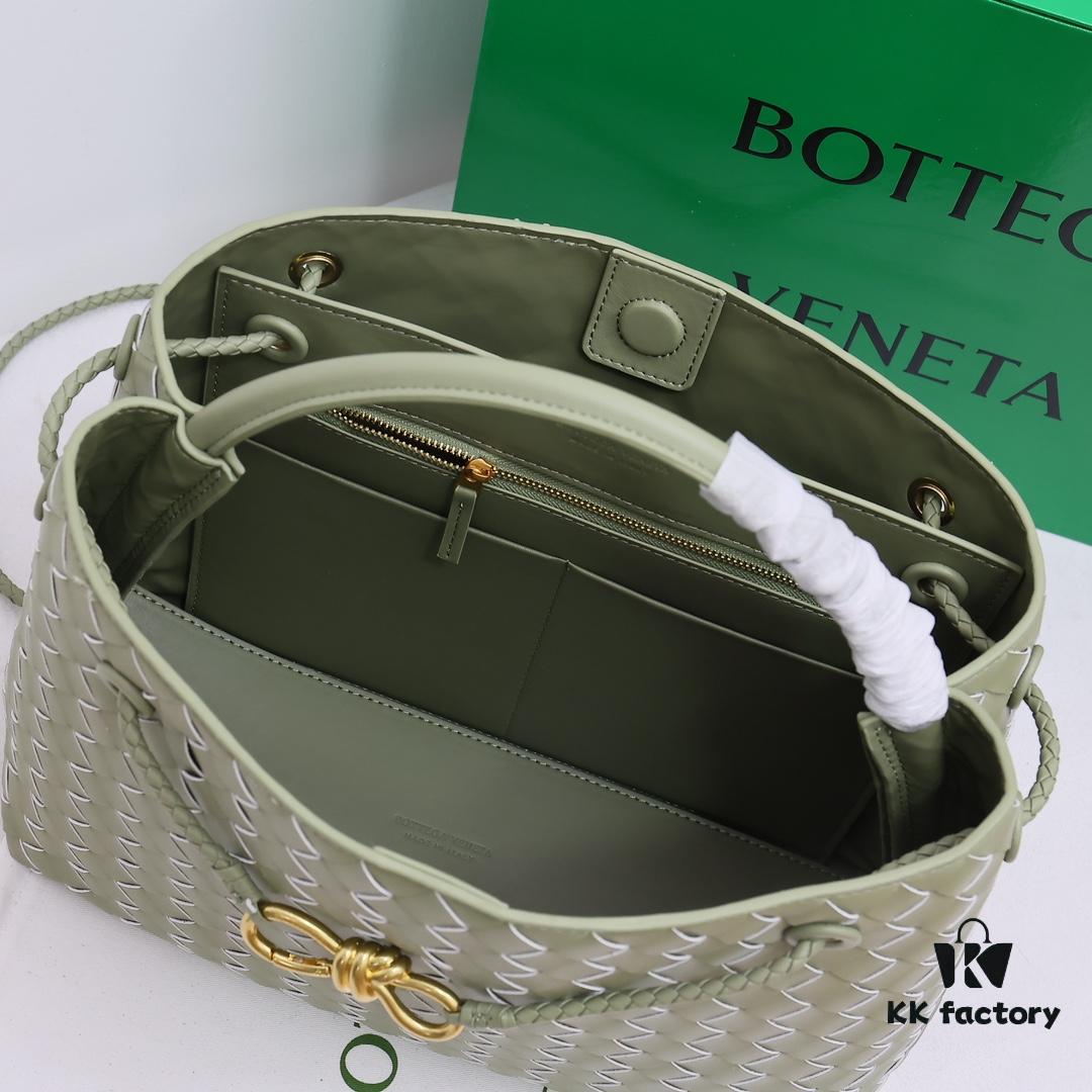 BV | 23 NEW Andiamo Large Bag