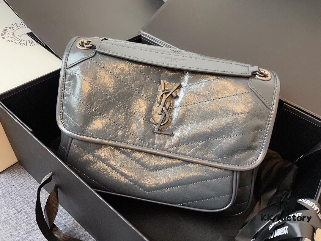Genuine Leather Medium 28cm MONOGRAMME SAINT LAURENT Front Flap Bag