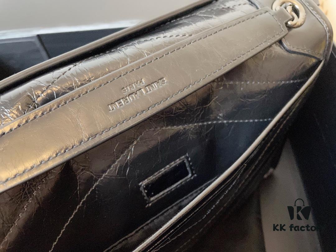 Top Grain Medium 28cm MONOGRAMME SAINT LAURENT Flap Shoulder Bag