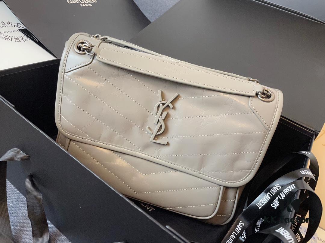 Top Grain Medium 28cm MONOGRAMME SAINT LAURENT Flap Shoulder Bag