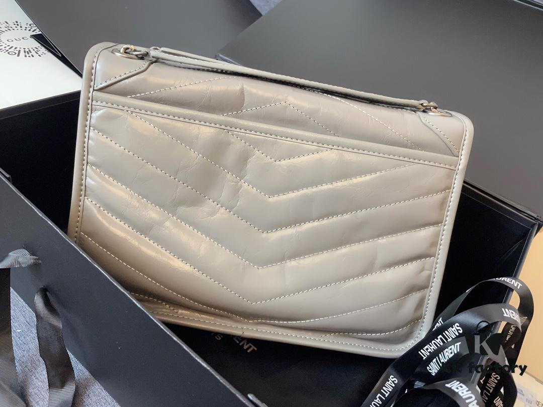 Top Grain Medium 28cm MONOGRAMME SAINT LAURENT Flap Shoulder Bag