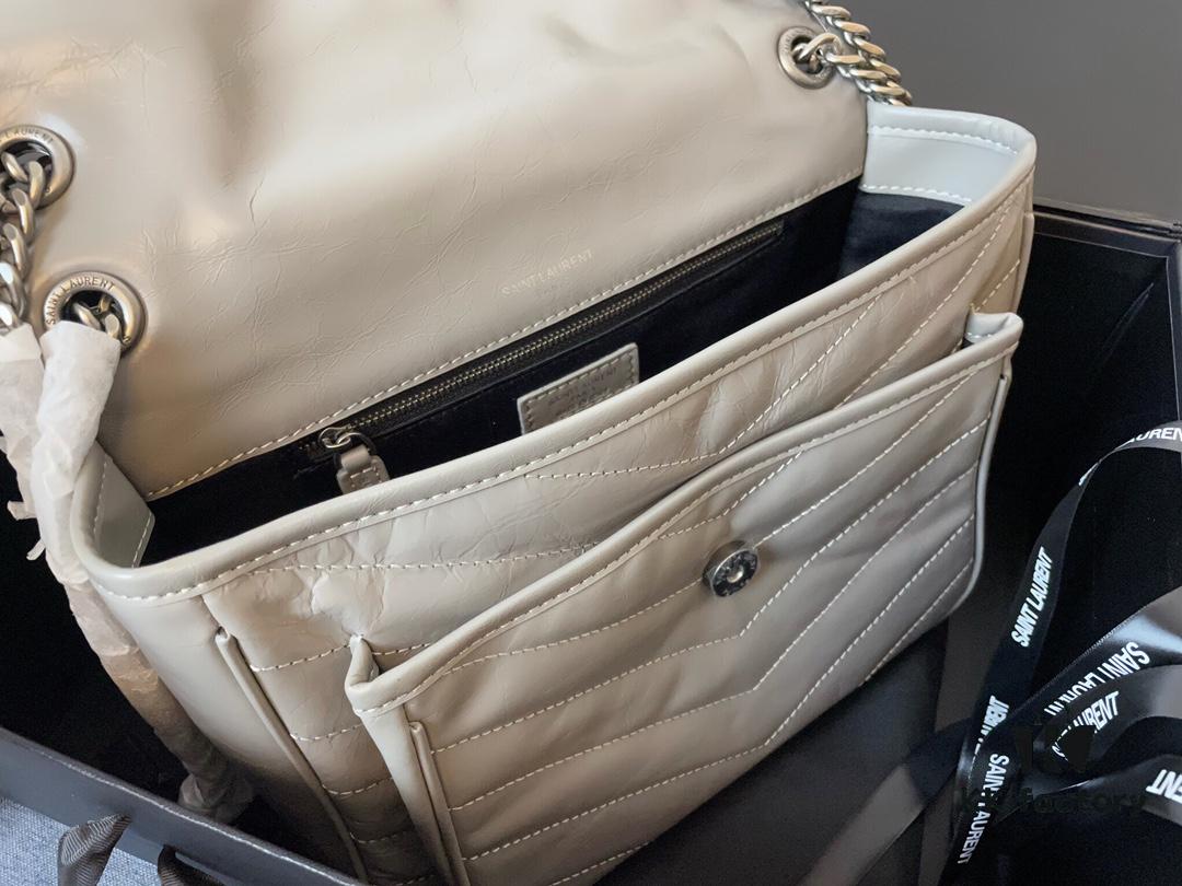 Top Grain Medium 28cm MONOGRAMME SAINT LAURENT Flap Shoulder Bag