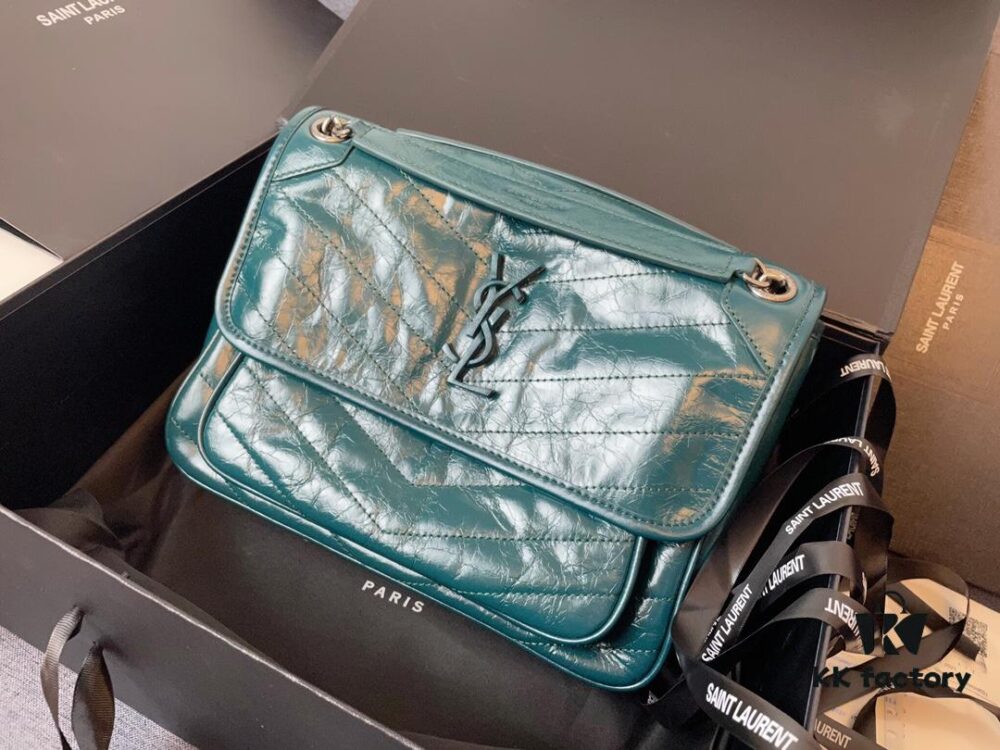 Genuine Leather Medium 28cm MONOGRAMME SAINT LAURENT Front Flap Bag