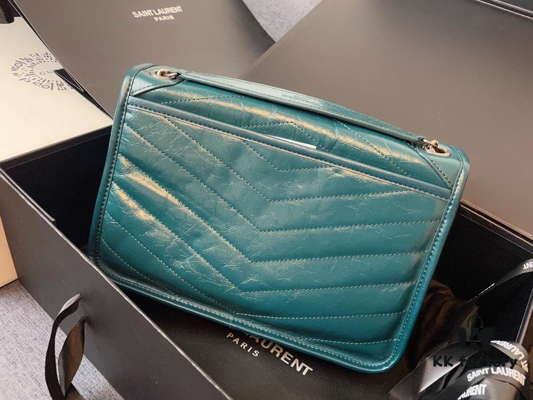 Genuine Leather Medium 28cm MONOGRAMME SAINT LAURENT Front Flap Bag