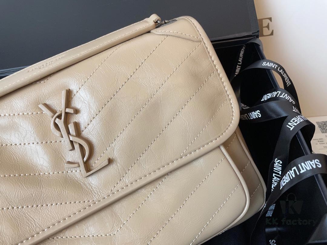 Top Grain Medium 28cm MONOGRAMME SAINT LAURENT Flap Shoulder Bag