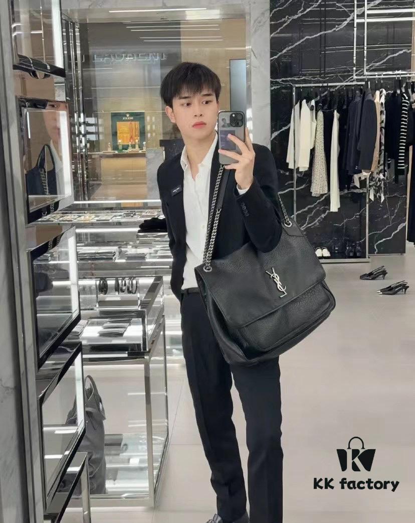 Model Image (Yves Saint Laurent)