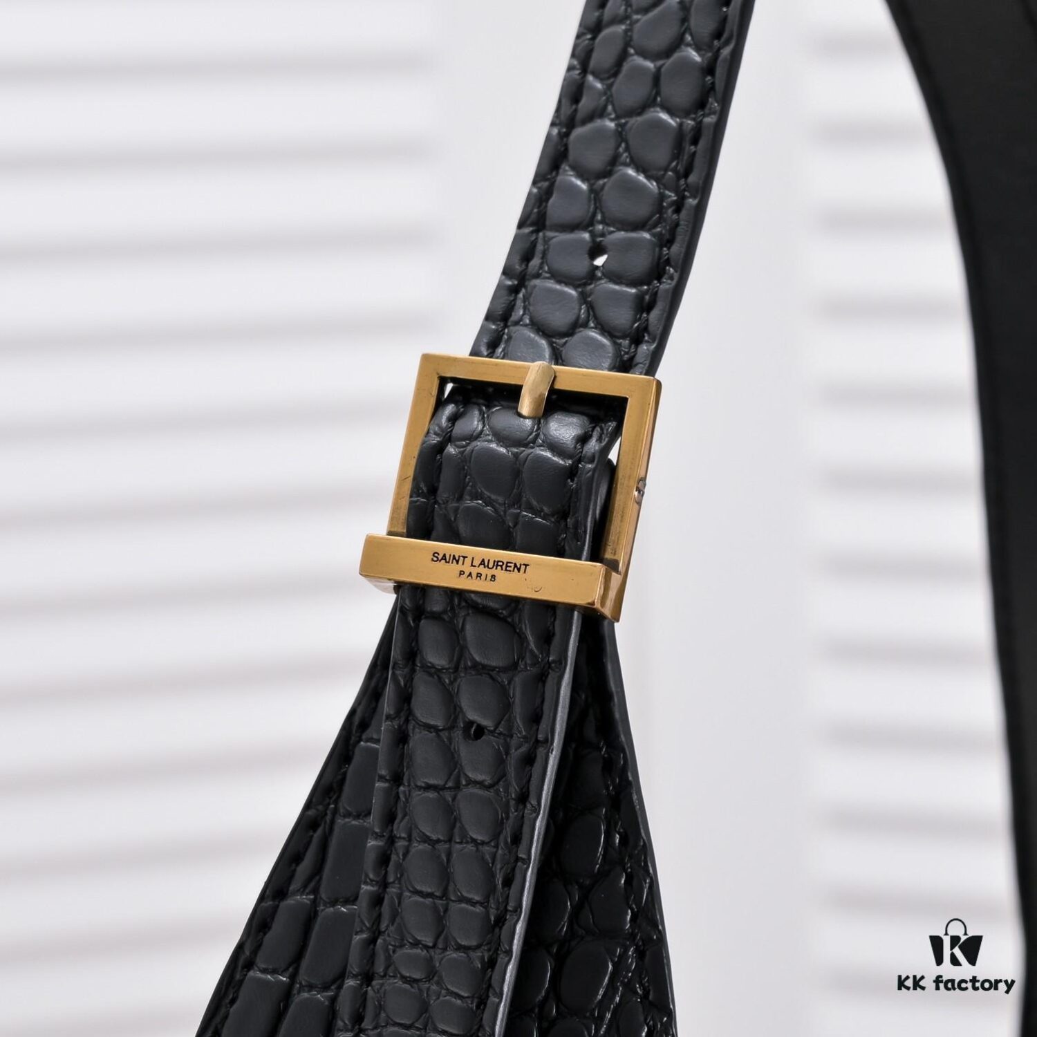 Saint Laurent 2023 Spring New Arrival - Hobo Rose Style Shoulder Bag