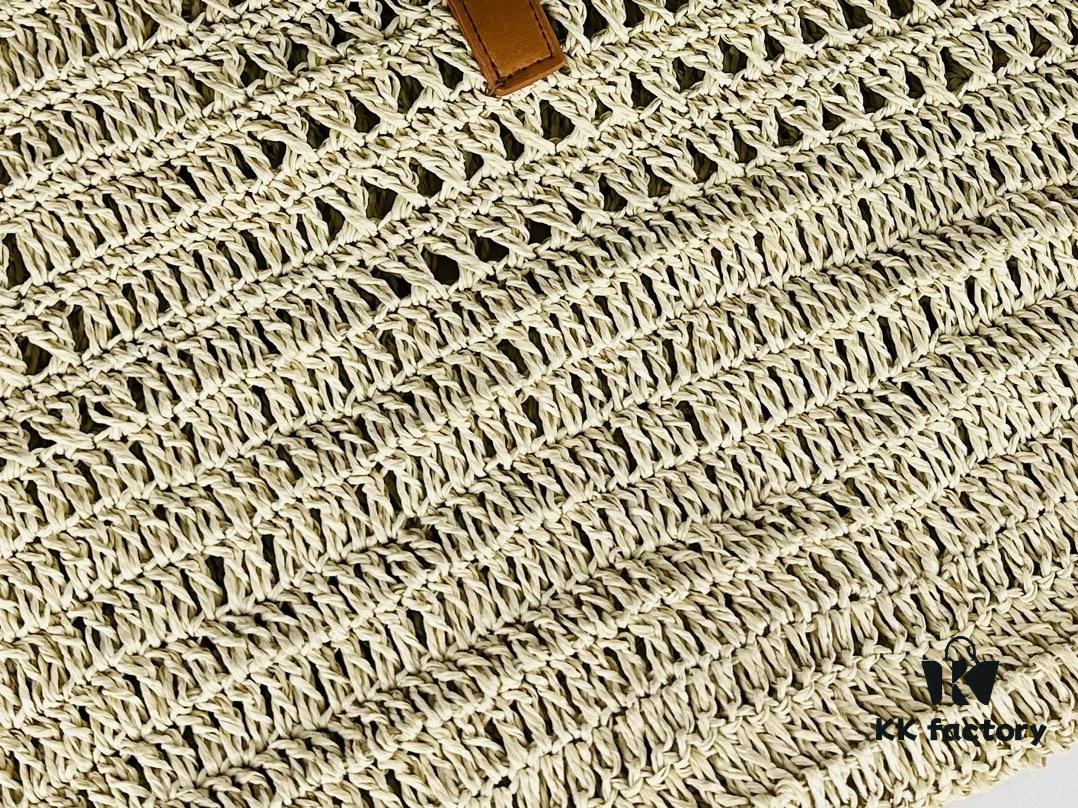 New YSL Hobo Bag ||| Saint Laurent