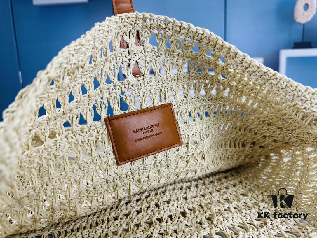 New YSL Hobo Bag ||| Saint Laurent