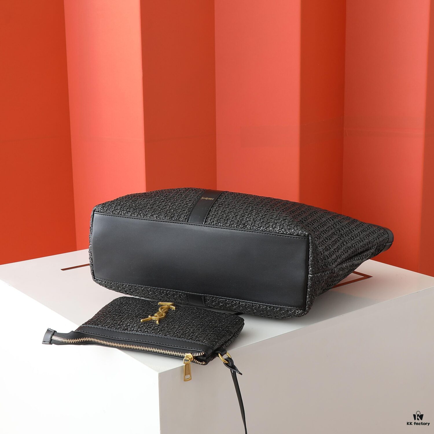 YSL Saint Laurent Rattan Mother-and-Child Tote Bag 💕 Spacious Lightweight Design with Contrasting Colors and Large Y Logo