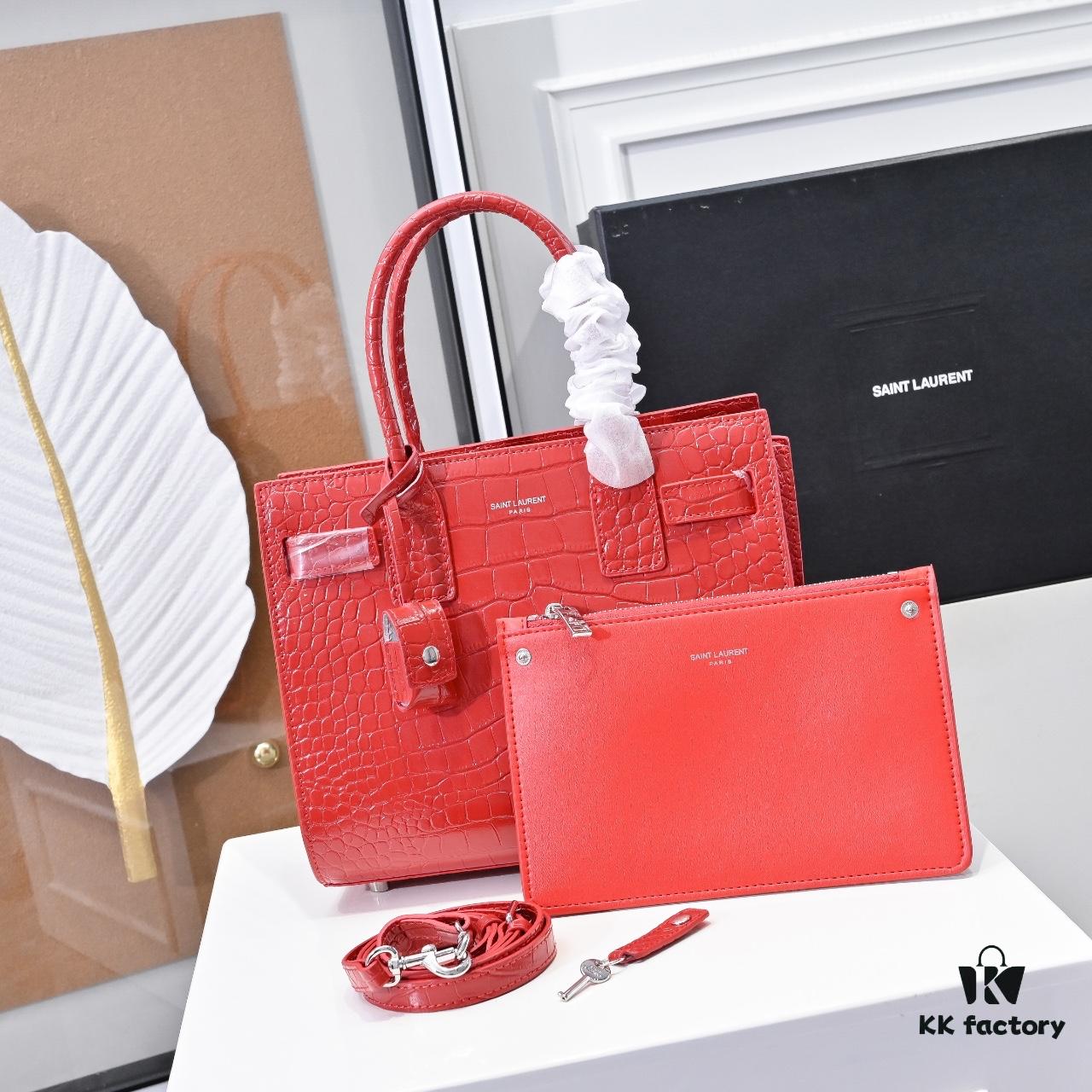 New Arrival Smooth Weave Rose-Inspired Street Style Bag | YSL's Muse Favorite