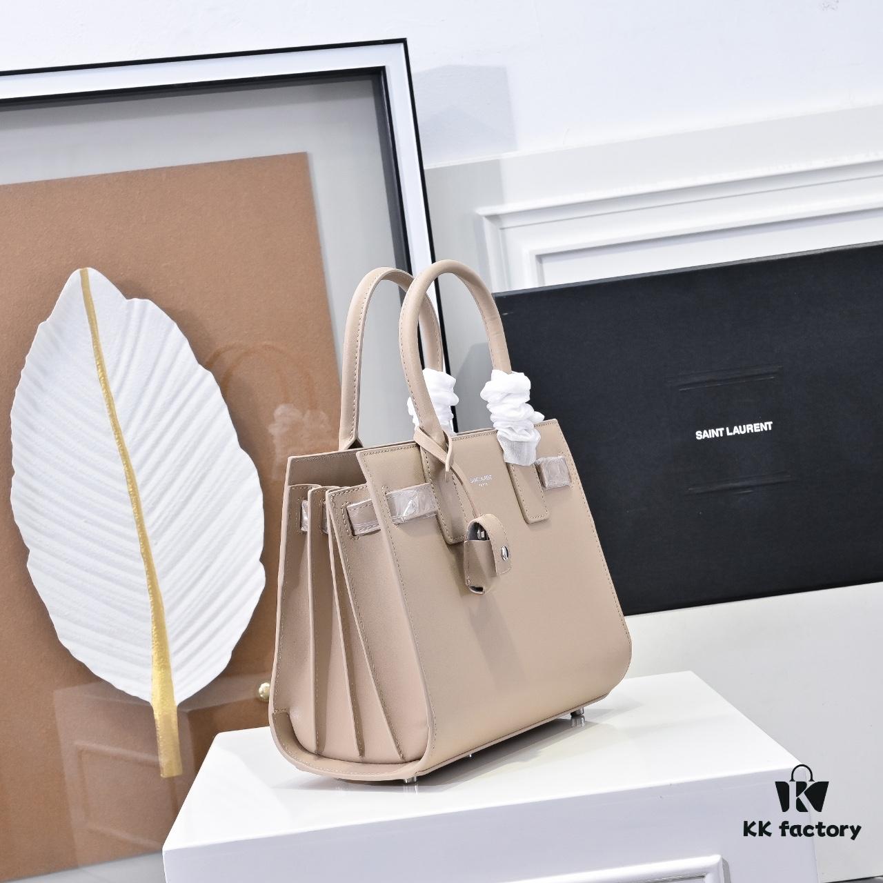 New Arrival Plain Weave Rose Same Style Street Snap Bag | YSL's Official Spokesmodel Really Knows Style