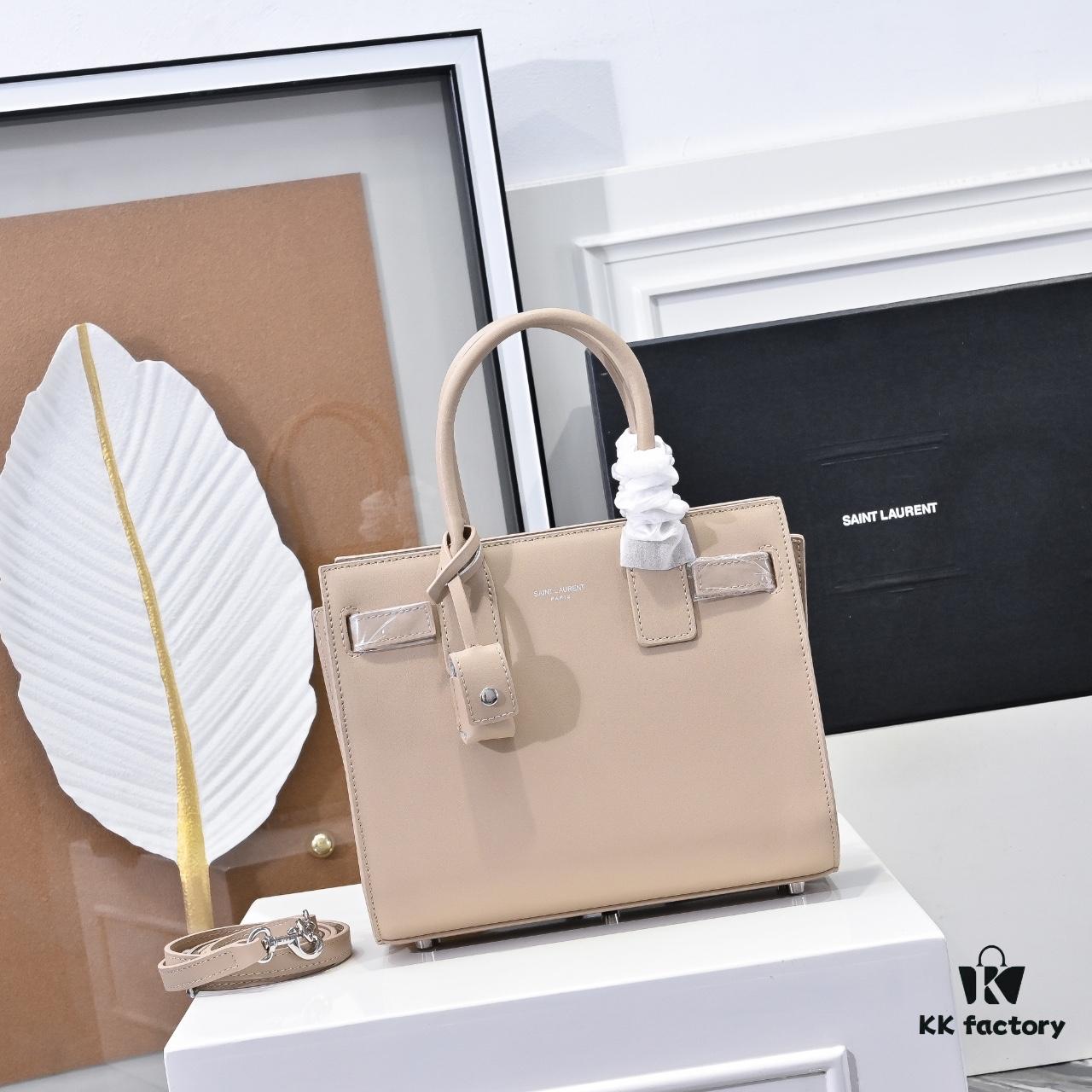 New Arrival Plain Weave Rose Same Style Street Snap Bag | YSL's Official Spokesmodel Really Knows Style