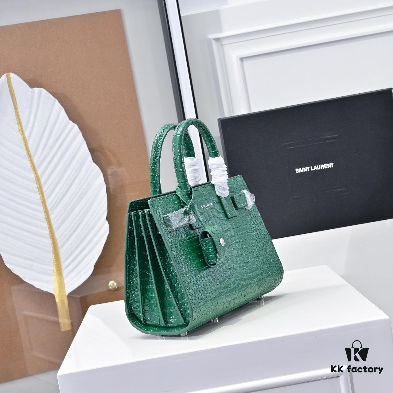 Rose's Street Style Bag | YSL's Muse Makes a Statement