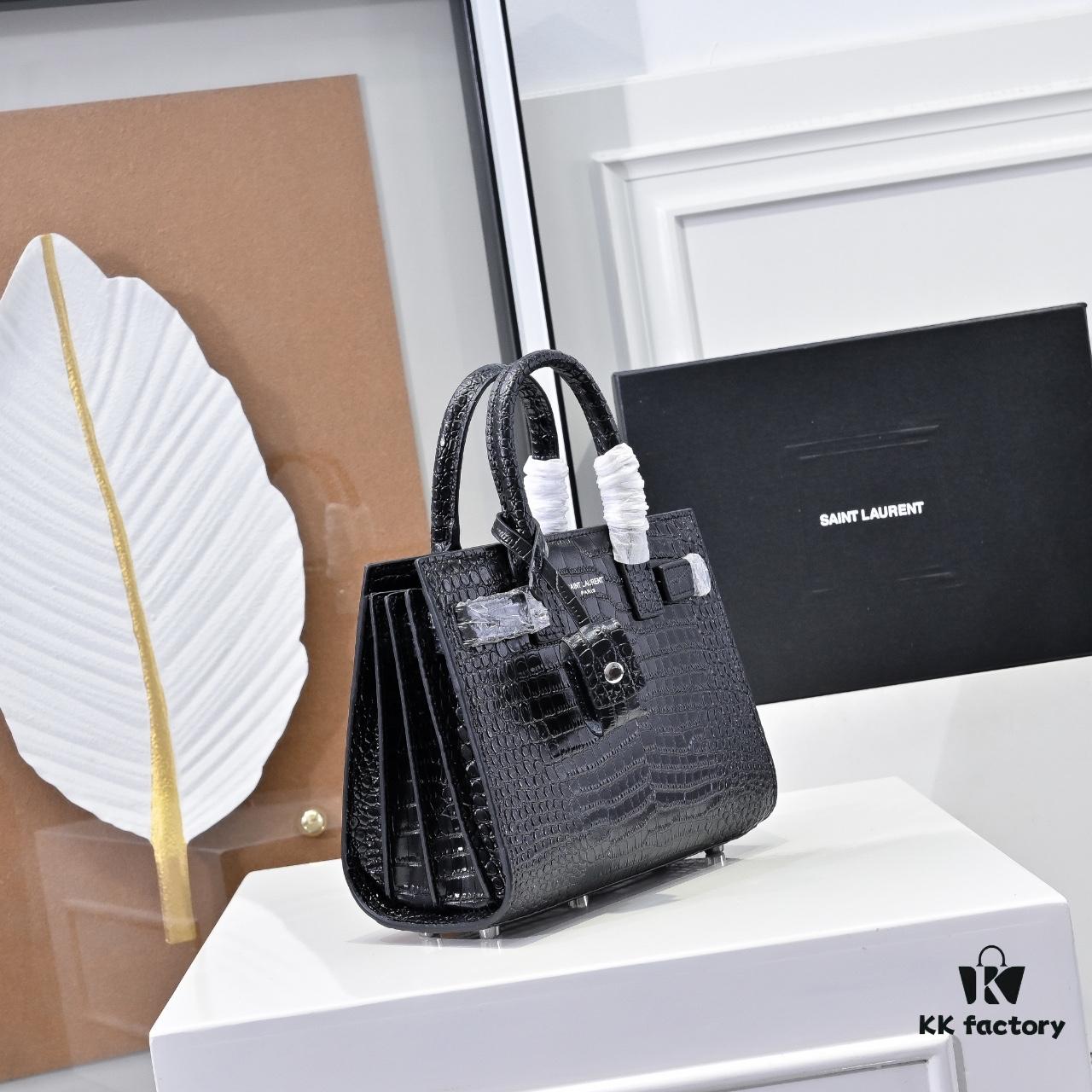 Rose's Street Style Bag | YSL's Muse Has Perfect Taste