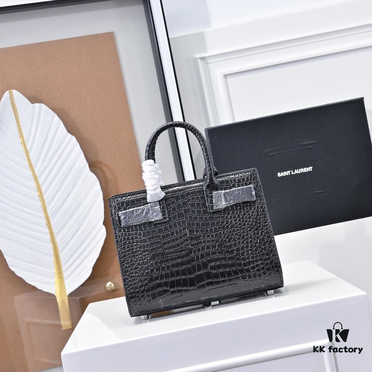 Rose's Street Style Bag | YSL's Muse Has Perfect Taste