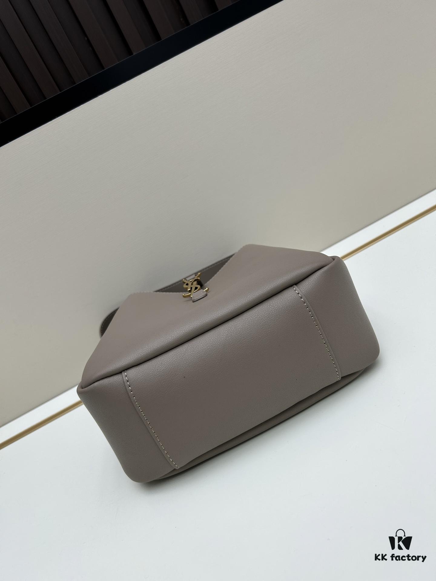 New YSL Shoulder Bag, Soft Lambskin, Spacious and Stylish, Perfect for Daily Wear