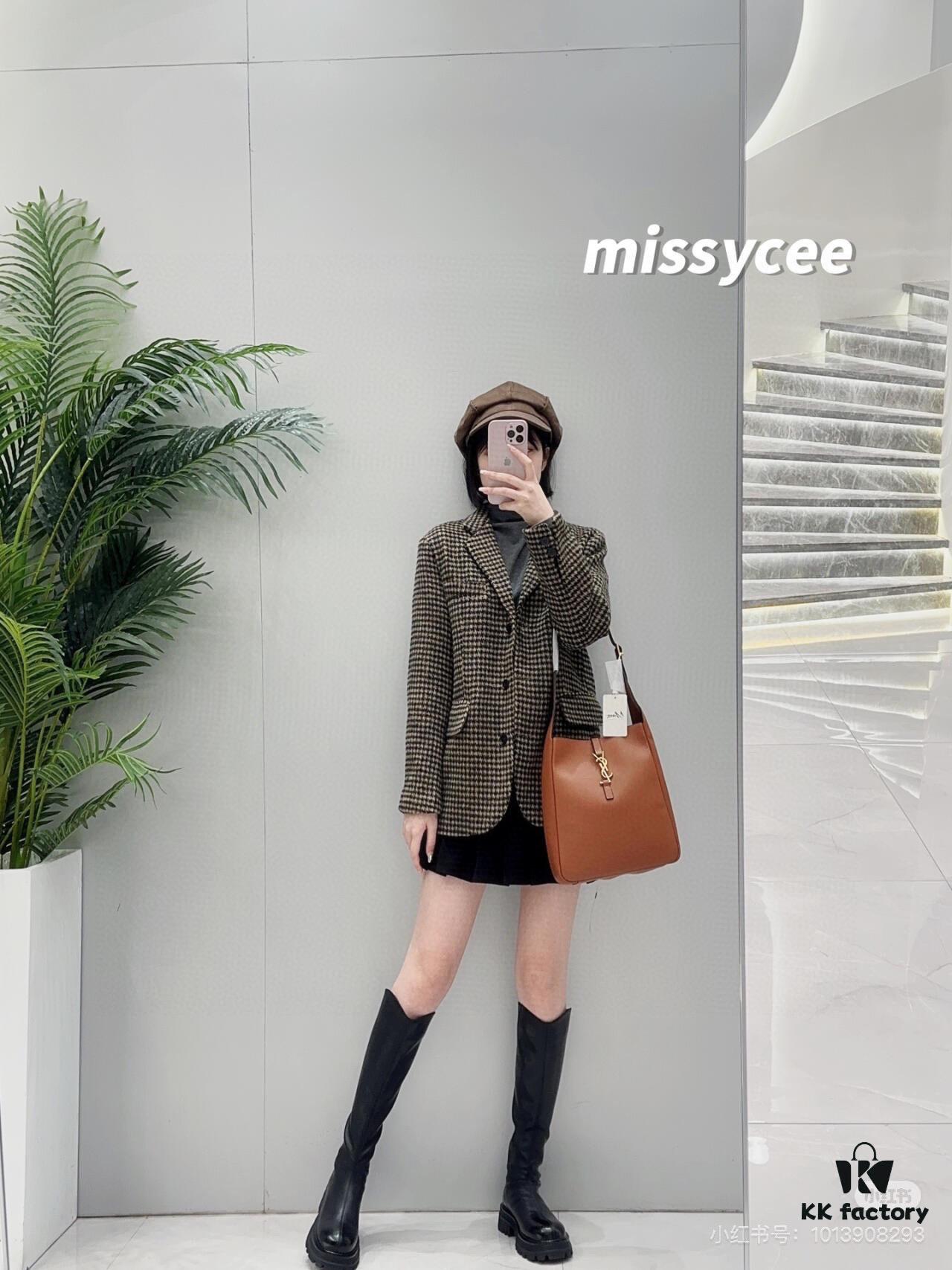 New YSL Shoulder Bag, Soft and Stylish in Black and Caramel