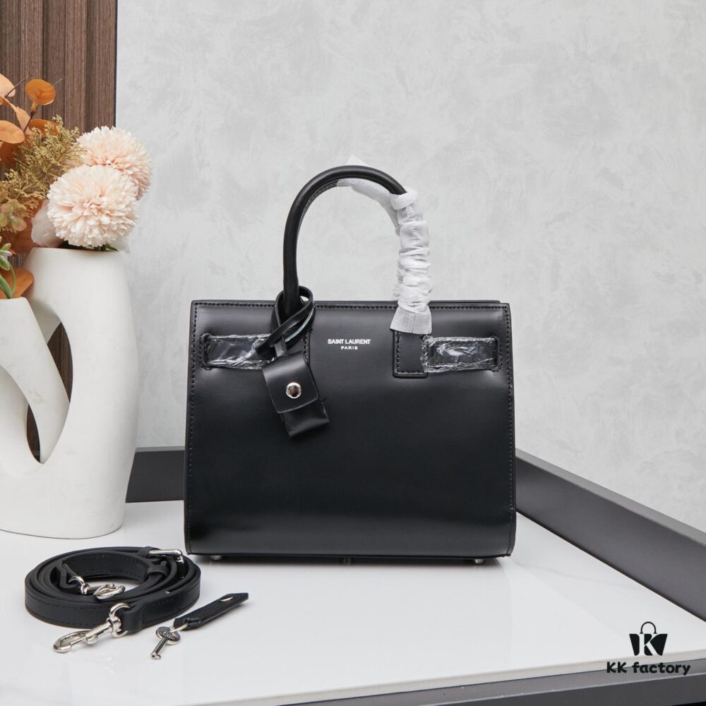 New Arrival Saffiano Leather Kate Chain Bag | YSL Celebrity Endorser Rose's Street Style Must-Have