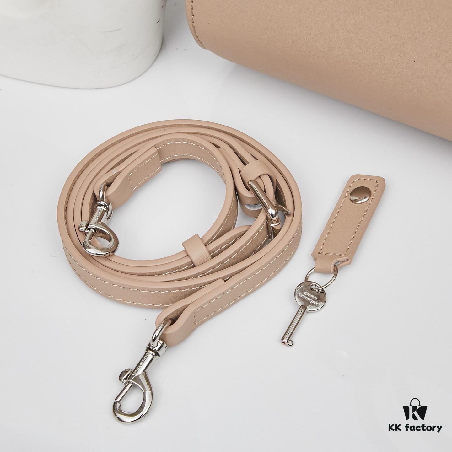 New Arrival Smooth Texture Rose-Inspired Street-Style Bag | YSL's Muse Inspires the Trend