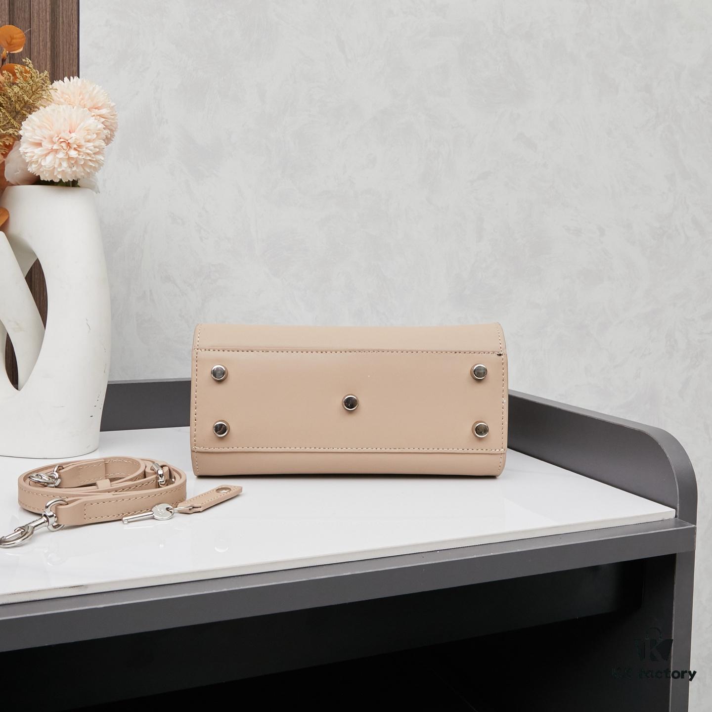 New Arrival Suede Plain YSL Kate Chain Bag – Rose's Street Style Pick